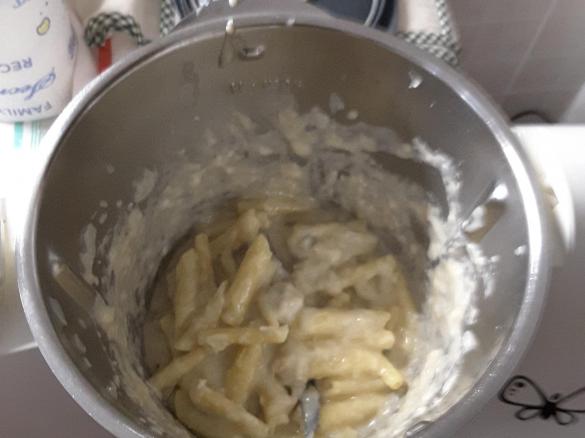 Pasta gorgonzola e tonno