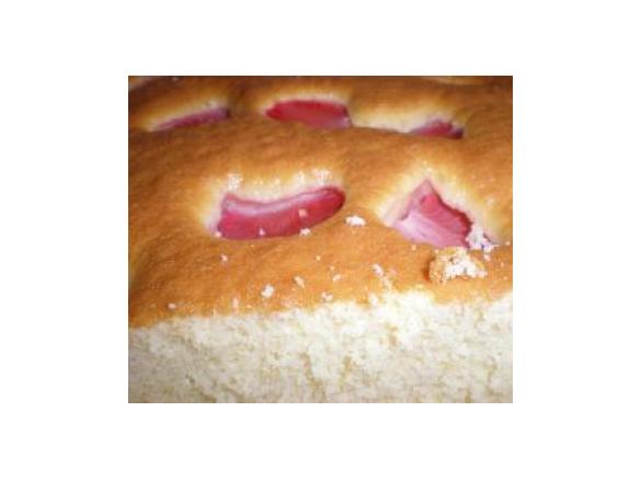 Dolce con frutta estiva