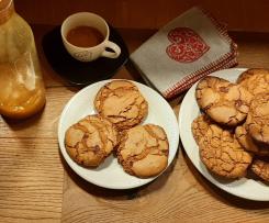 BISCOTTONI CON GOCCE DI CIOCCOLATA E OLIO DI COCCO