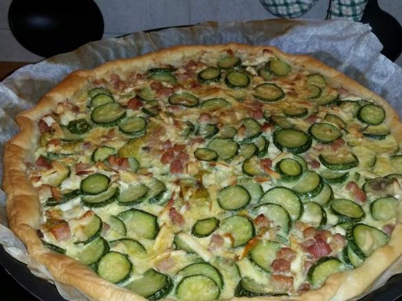 Torta salata zucchine e pancetta