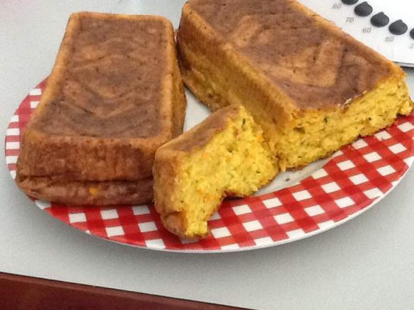 Plum-cake di carote e zucchine alla provola