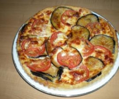 torta salata con melanzane crescenza e pomodoro