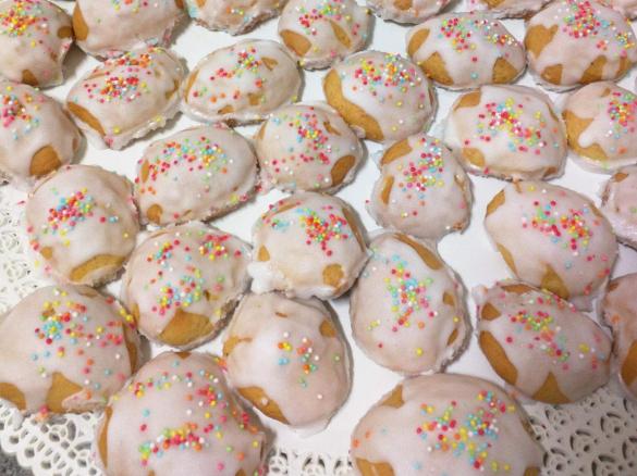 Dolcetti glassati pasquali