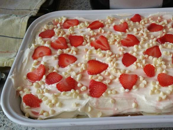 TIRAMISU' FRAGOLE E CIOCCOLATO BIANCO