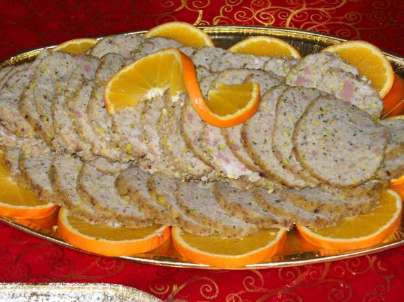 POLPETTONE DI POLLO CON RICOTTA E PISTACCHI