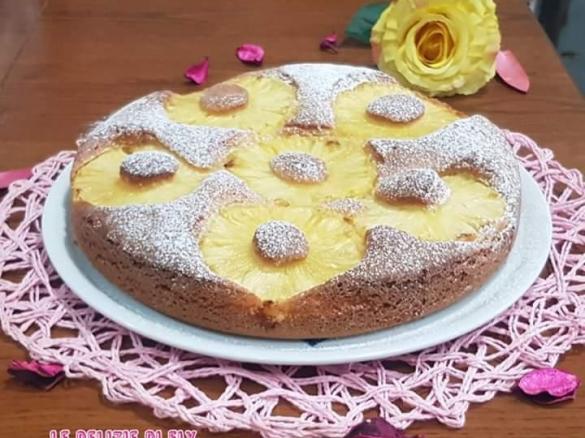 Torta soffice all'ananas