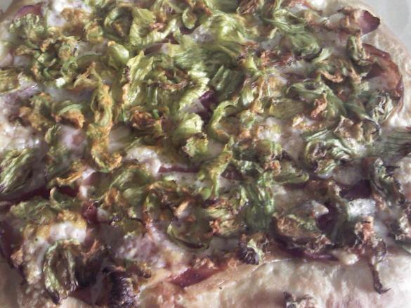 Focaccia speck e fiori d zucchina
