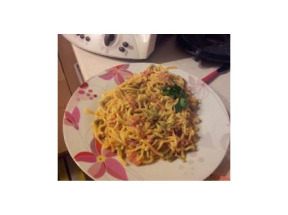 Gramigna con mortadella e robiola