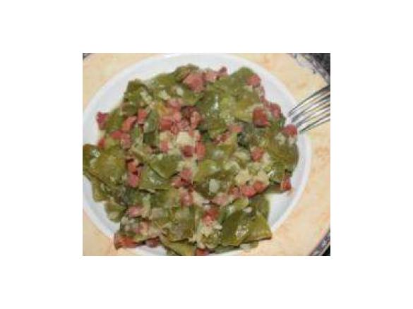 ricetta spagnola: uova strappazzate, fagiolini e prosciutto