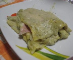 Lasagne al pesto, cotto e scamorza