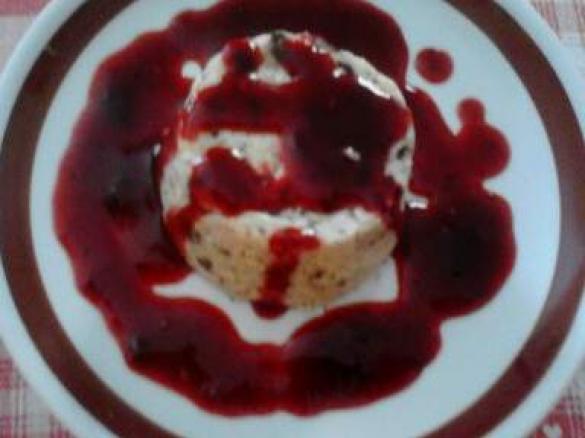 SFORMATINI DI RICOTTA COTTI AL VAPORE CON SALSA AI FRUTTI DI BOSCO