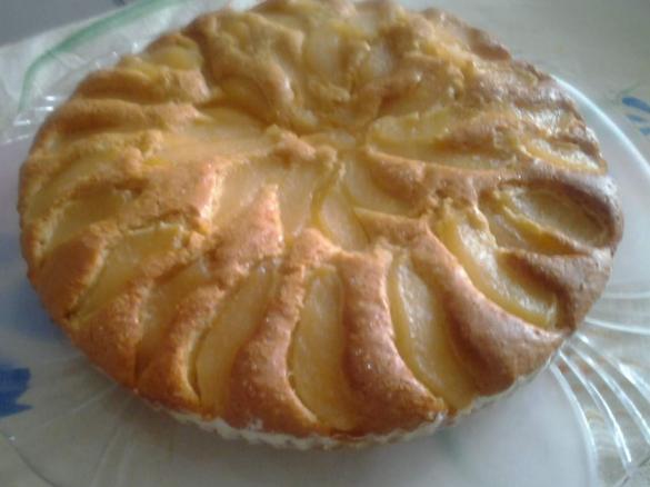 Torta morbida pere e yogurt