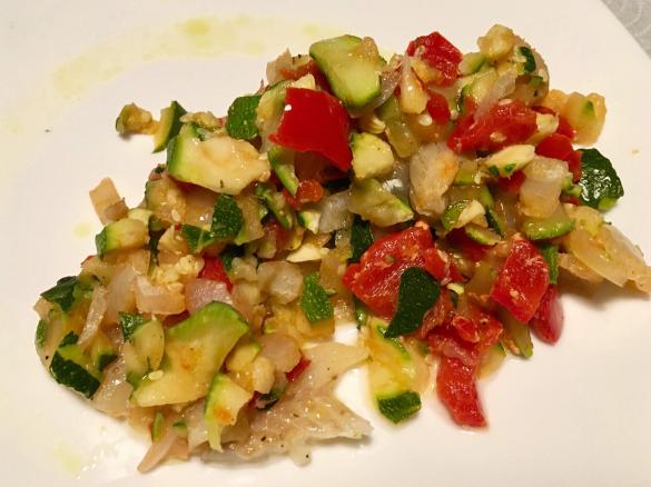 FILETTI DI MERLUZZO CON VERDURINE (AL VAROMA)