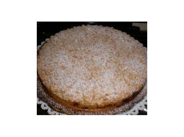 Sbriciolata con salsa di fragole e crema