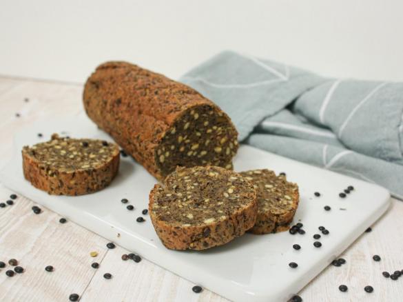 Polpettone di lenticchie nere