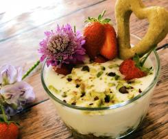 Vasetti di mini cheesecake allo yogurt (contest yogurt)