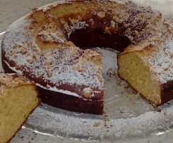 Ciambella light mandorle e ricotta