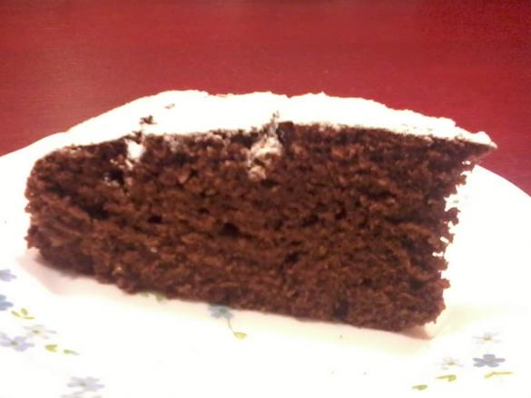 TORTA CON YOGURT E CIOCCOLATO FONDENTE