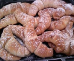 Cornetti vuoti per colazione