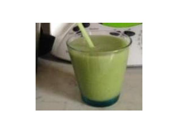 Frullato di cetriolo e zenzero