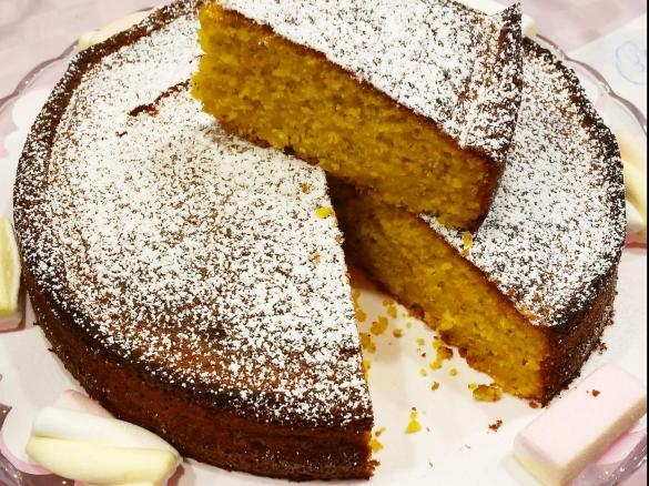 Torta alle carote e mandorle