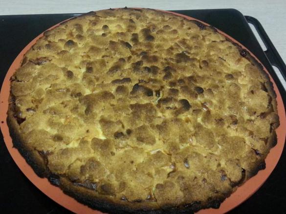 Crostata di ricotta e marmellata di ciliegie