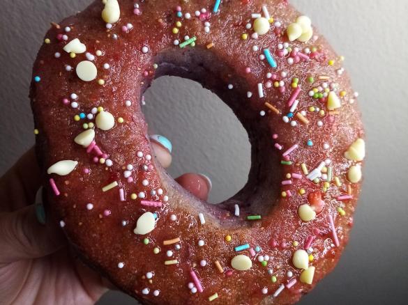 Donuts Mirtilli & Fragole (cotti al forno)