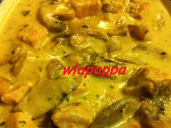 Bocconcini di lonza con funghi e panna