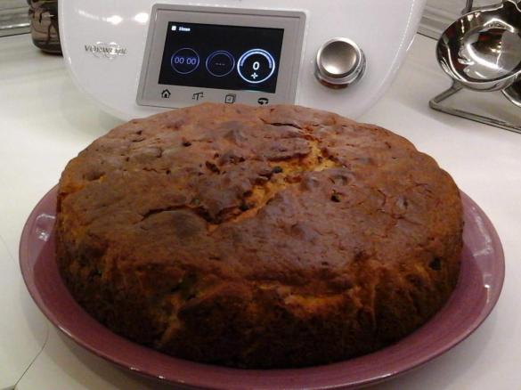 Torta allo yogurt a straciatella e gocce di cioccolato