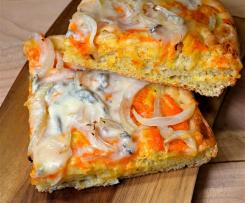 FOCACCIA ZUCCA CIPOLLA E GONGORZOLA