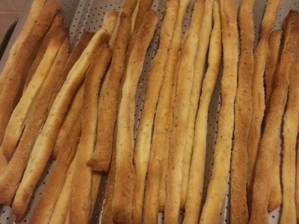 Grissini ai semi di sesamo