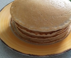 Pancakes golosi senza uova e latte