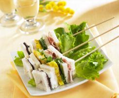 Spiedini di tartine mimosa