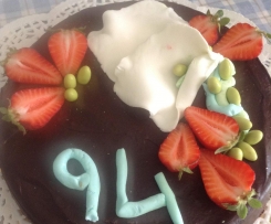 TORTA  DI COMPLEANNO AL CIOCCOLATO
