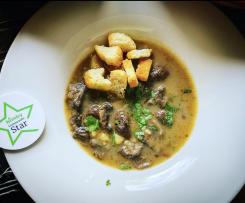 Zuppa autunnale ai funghi con crostini insaporiti