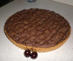 Crostata frangipane con ciliege e cioccolato