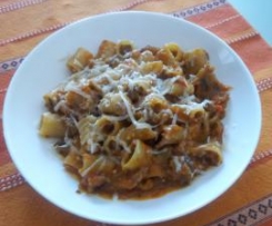 Mezzi rigatoni Melanzane e Salsiccia