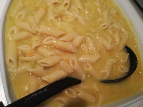 PENNETTE CON PATATE E VERZA