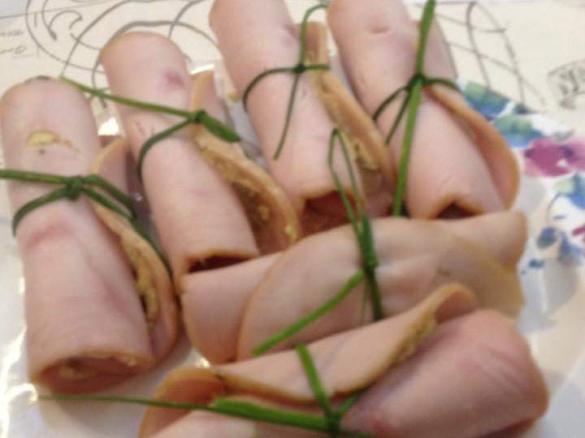 INVOLTINI DI TACCHINO CON SALSA TONNATA