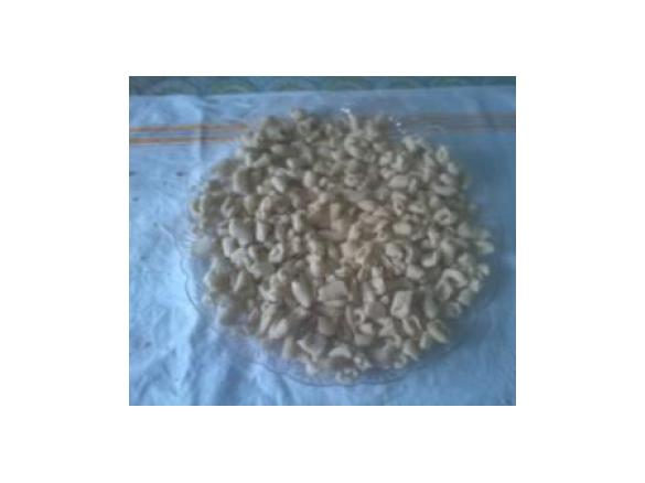 Gnocchi di acqua bollente con ragù leggero.