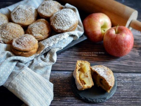 Crostatine ripiene di mele