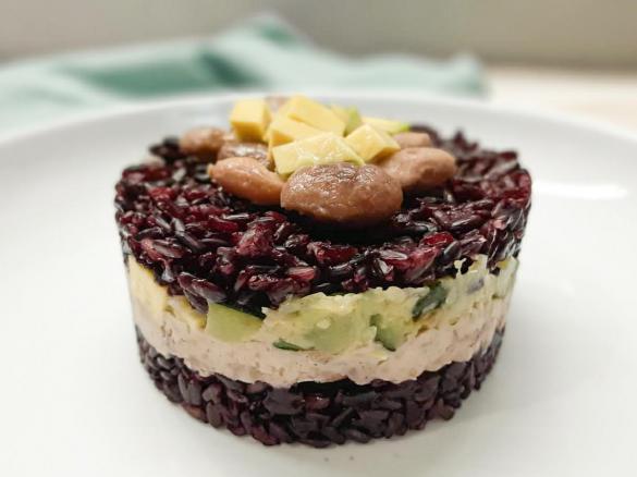 Tortino di riso venere, zucchine, fagioli e avocado - contest timballi di riso