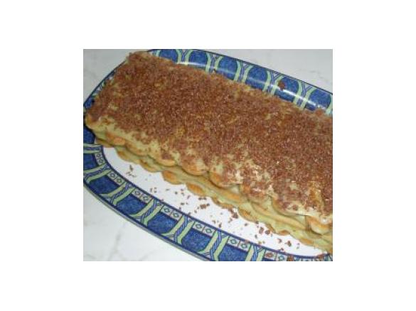 tiramisu' alla frutta con scaglie di cioccolata