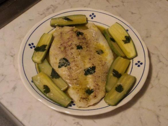 Filetto di persico al limone e zenzero con zucchine 