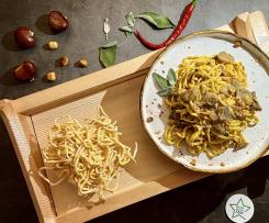 Maccheroni alla chitarra con castagne,funghi e granella di nocciole