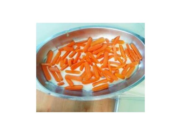 Babycarote in salsa al curry