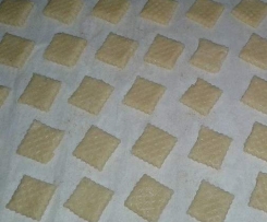 Quadrotti frollati al latte (biscotti)