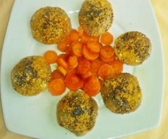 Cappellotti di rapa ripieni zucca e speck  con carote al balsamico