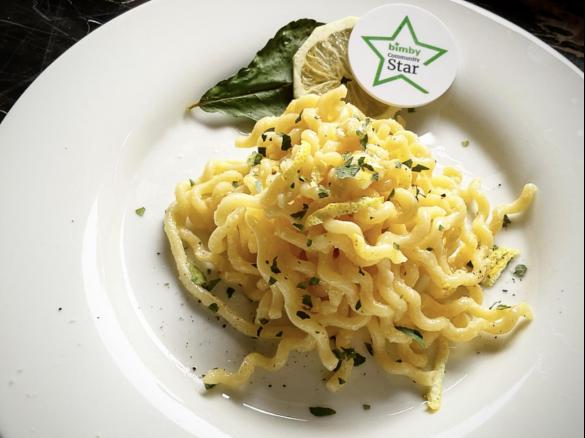 Fusilli bucati lunghi all’acqua di limone 🍋