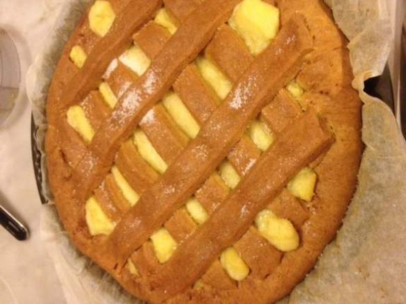 Crostata morbida all-arancia con farina di farro e integrale